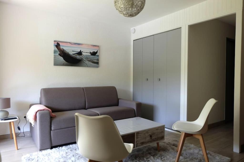 Petit Paradis Classe 3 Etoiles A 200M De La Plage! Terrasse-Wifi-Parking-Clim Saint-Mandrier-sur-Mer Bagian luar foto