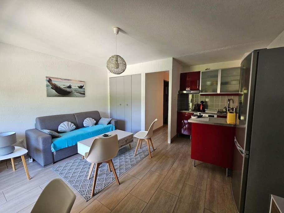 Petit Paradis Classe 3 Etoiles A 200M De La Plage! Terrasse-Wifi-Parking-Clim Saint-Mandrier-sur-Mer Bagian luar foto